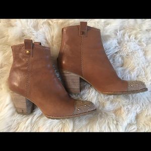 Gorgeous soft Leather Studded Booties ❤️❤️❤️🎁🎁🎁